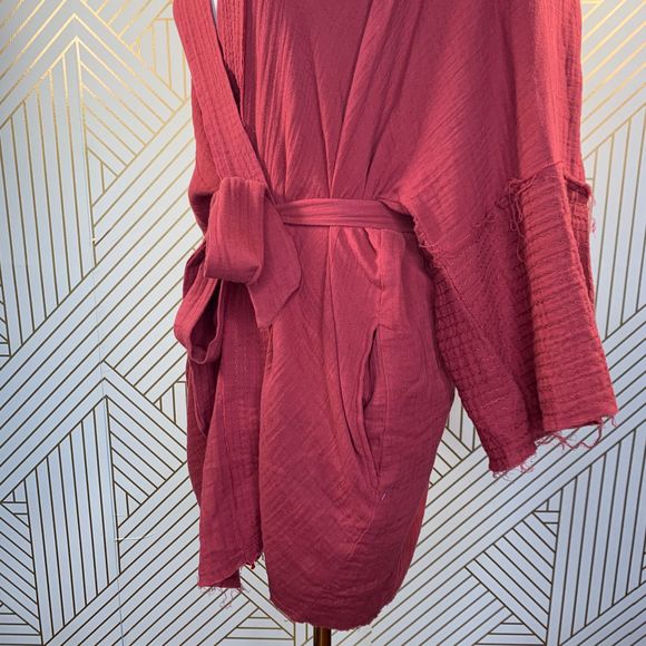 Johnny Was Gauze Short Organic Kimono in Rust - Picture 7 of 10